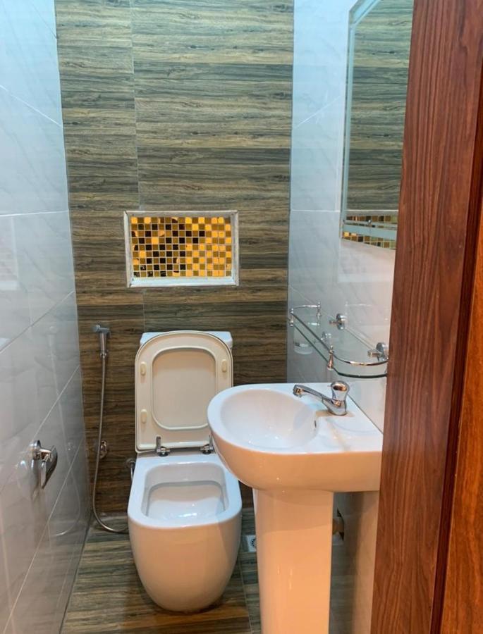 God'S Touch Apartments Remi Fani Kayode Gra. Ikeja Kültér fotó