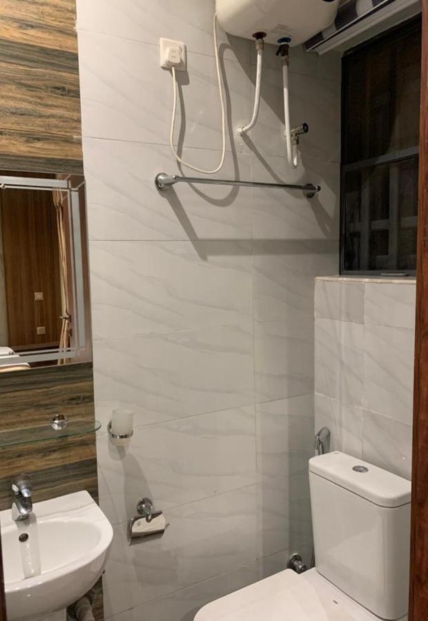 God'S Touch Apartments Remi Fani Kayode Gra. Ikeja Kültér fotó