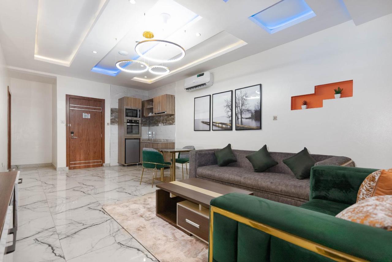 God'S Touch Apartments Remi Fani Kayode Gra. Ikeja Kültér fotó