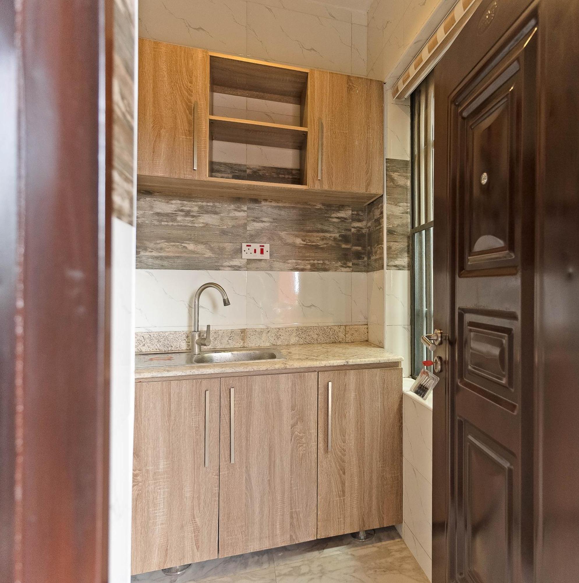 God'S Touch Apartments Remi Fani Kayode Gra. Ikeja Kültér fotó